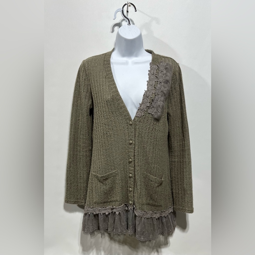 Areve Grey Button Down Cardigan with Lace Trim‎ Women’s Size Small